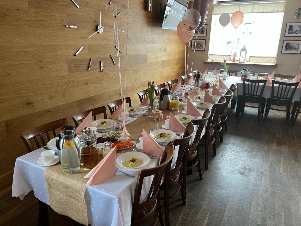 Ludowa Restauracja & Noclegi Kietrz Dış mekan fotoğraf