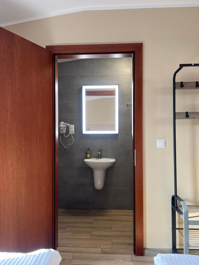 Ludowa Restauracja & Noclegi Kietrz Dış mekan fotoğraf